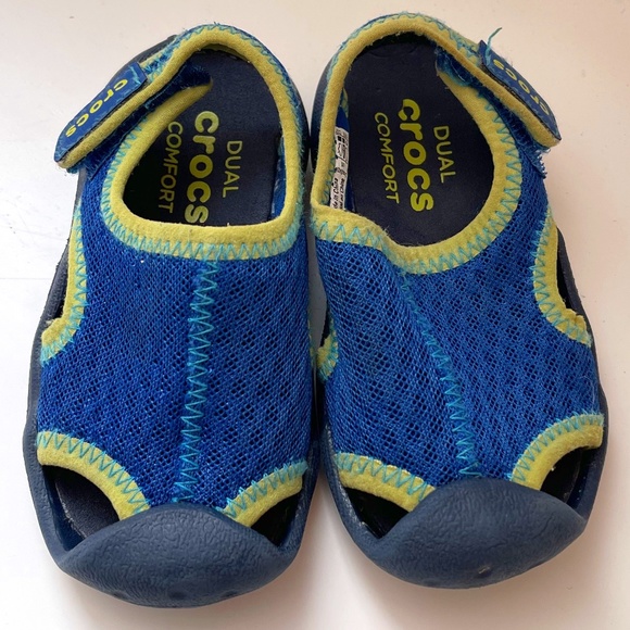 Crocs Swiftwater Sandal (Toddler/Little Kid) Size 6 - Picture 1 of 2